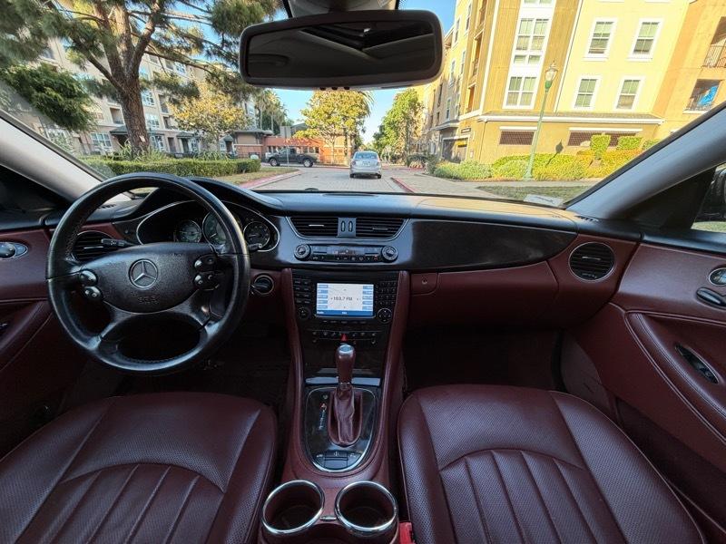 Mercedes-Benz CLS-Class CLS500 4-Door Coupe 2006