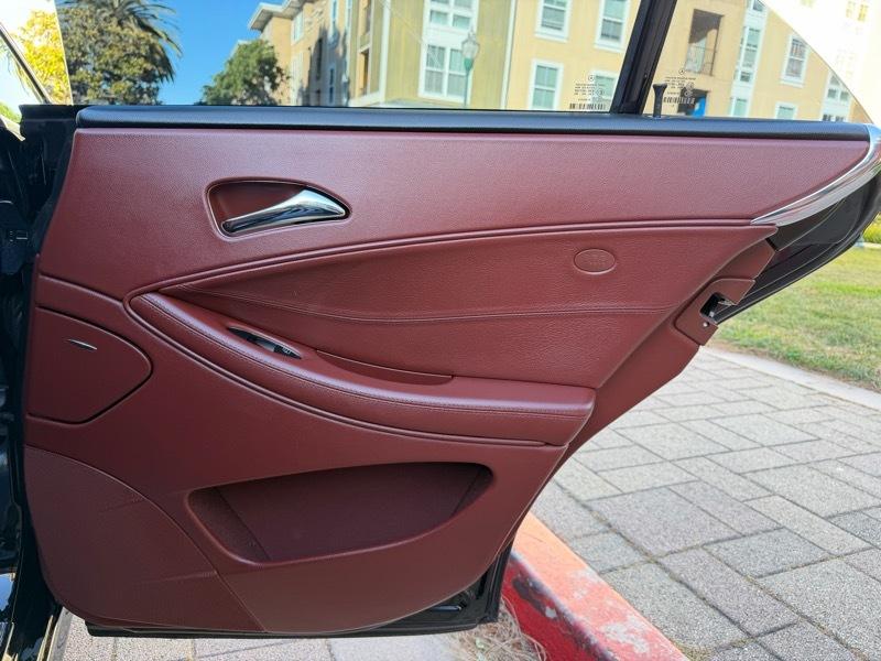 Mercedes-Benz CLS-Class CLS500 4-Door Coupe 2006