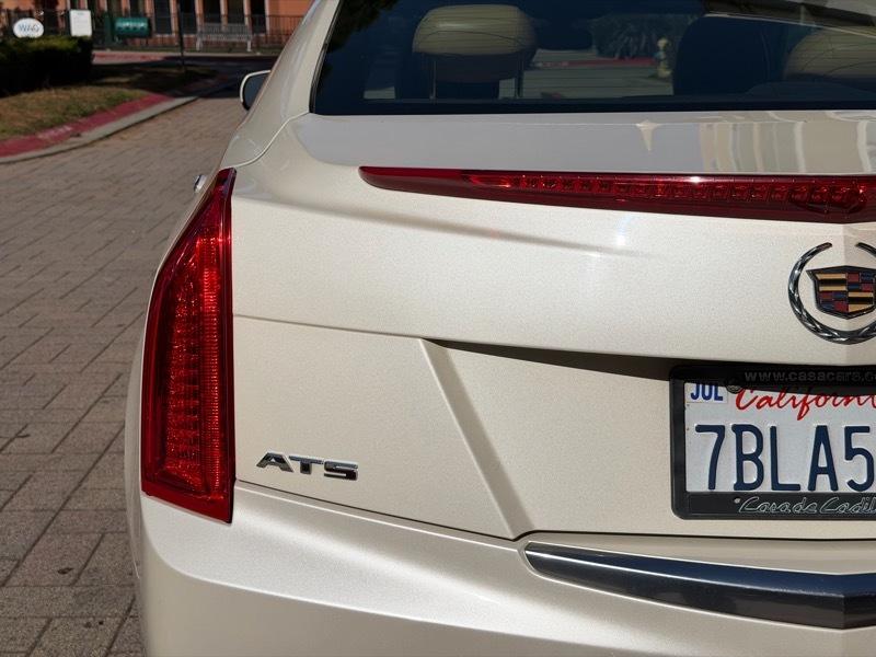 Cadillac ATS 2.0L Turbo Luxury RWD 2013