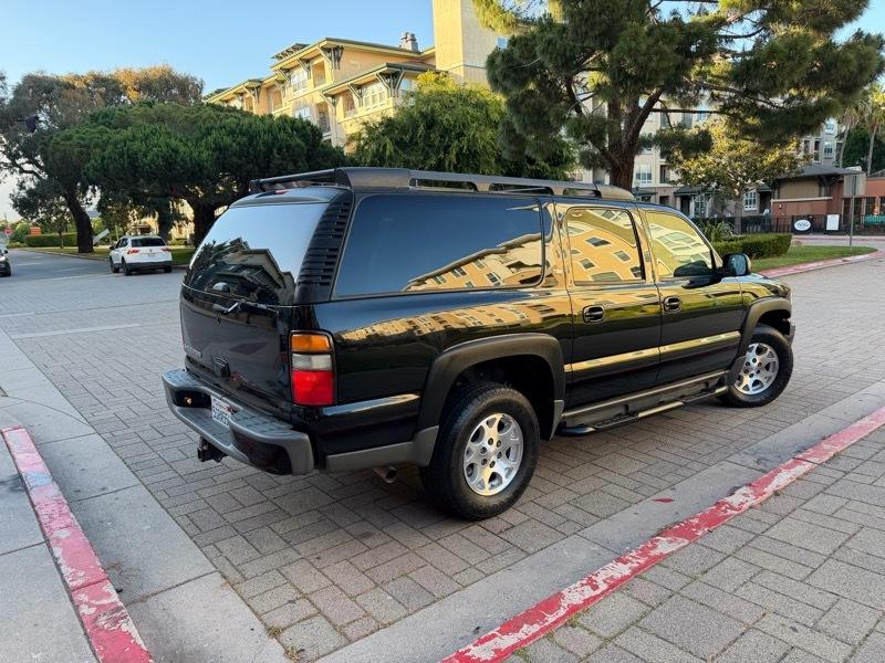 Chevrolet Suburban 4dr 1500 4WD Z71 2006