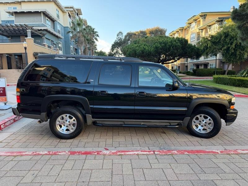Chevrolet Suburban 4dr 1500 4WD Z71 2006