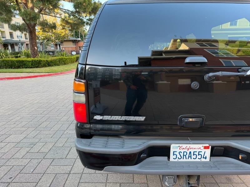 Chevrolet Suburban 4dr 1500 4WD Z71 2006