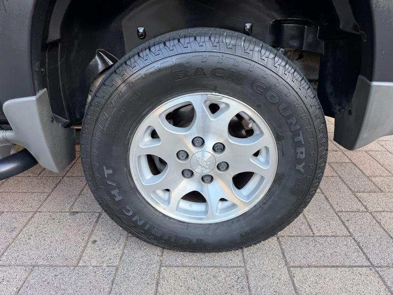Chevrolet Suburban 4dr 1500 4WD Z71 2006