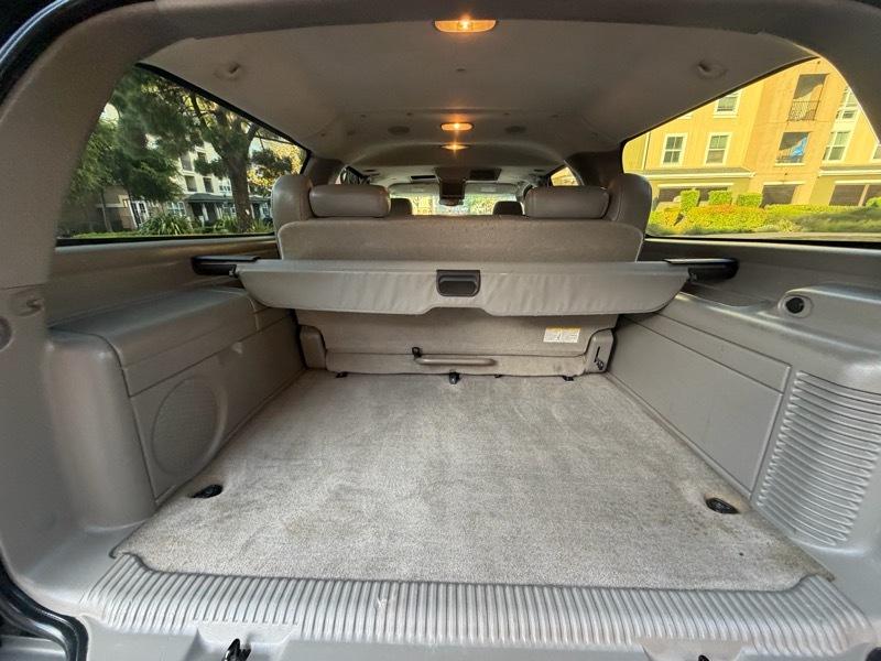 Chevrolet Suburban 4dr 1500 4WD Z71 2006
