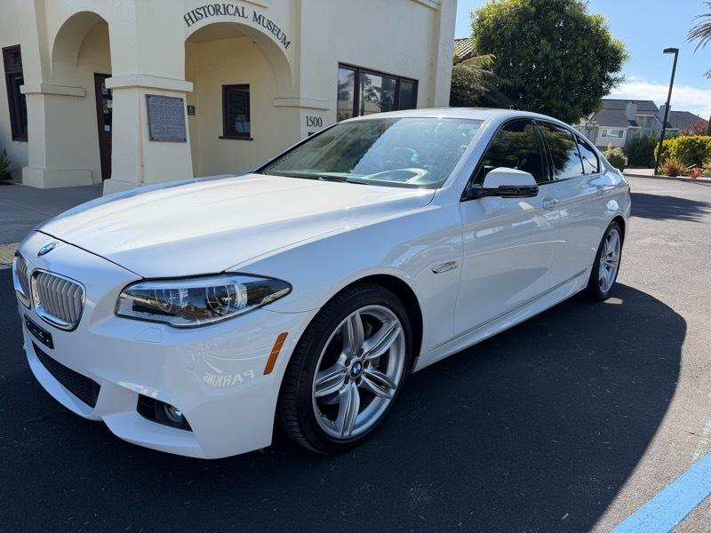 BMW 5-Series 550i 2015
