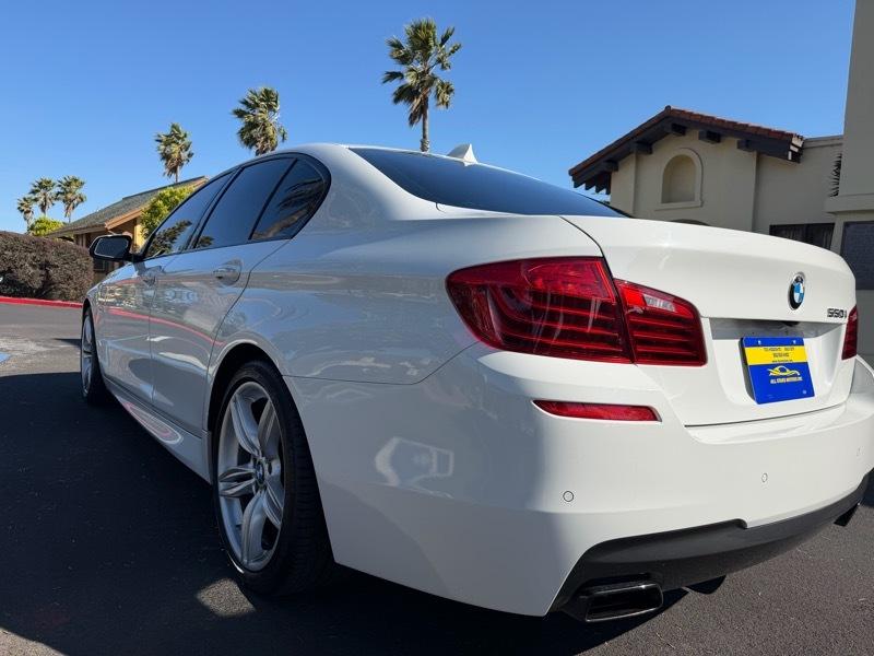 BMW 5-Series 550i 2015