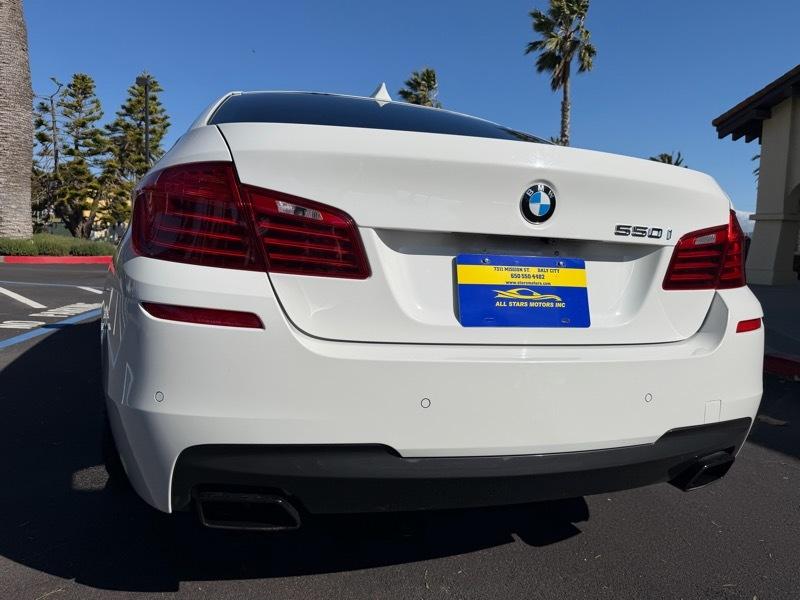 BMW 5-Series 550i 2015