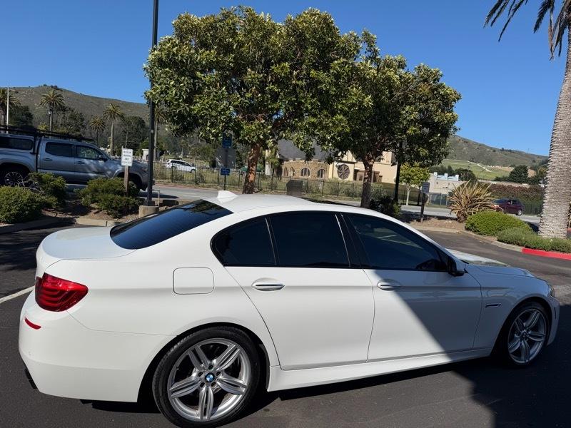 BMW 5-Series 550i 2015