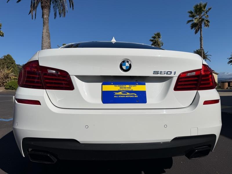 BMW 5-Series 550i 2015