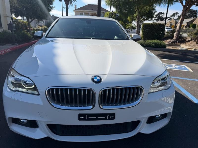 BMW 5-Series 550i 2015