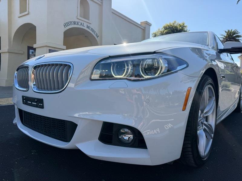 BMW 5-Series 550i 2015