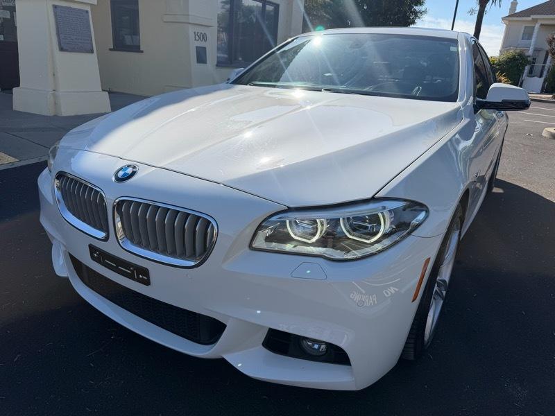 BMW 5-Series 550i 2015
