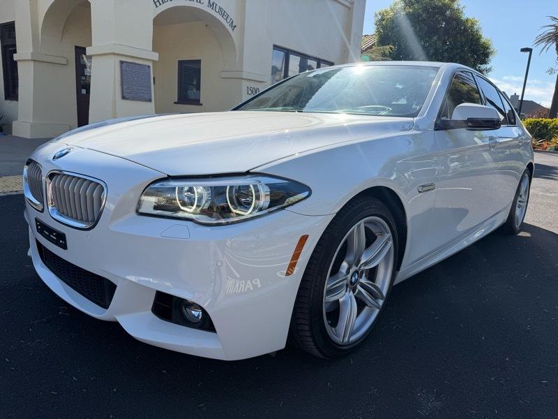 BMW 5-Series 550i 2015