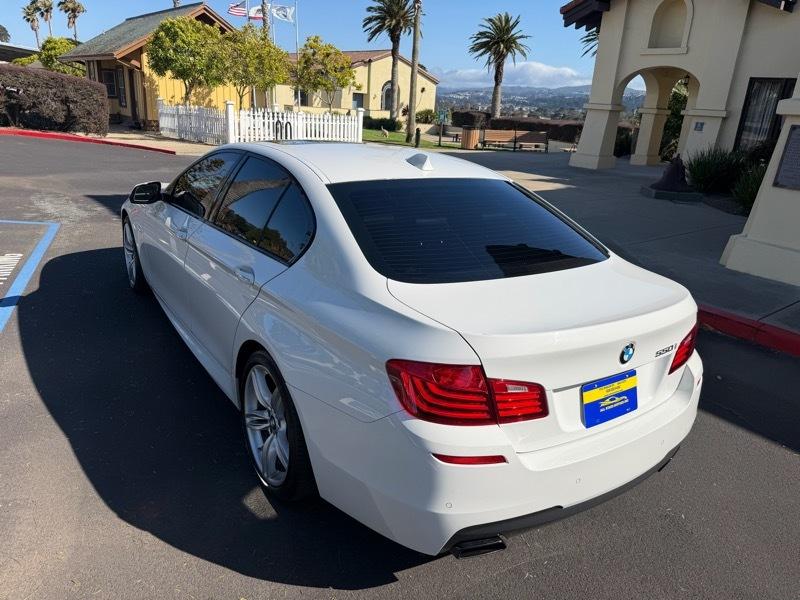 BMW 5-Series 550i 2015