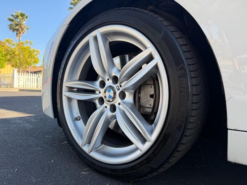 BMW 5-Series 550i 2015