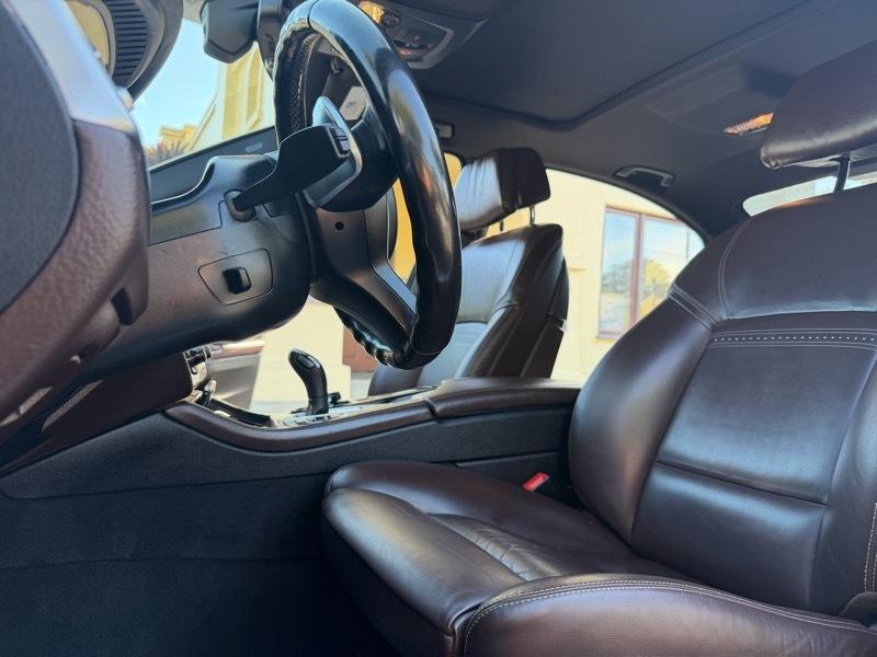 BMW 5-Series 550i 2015