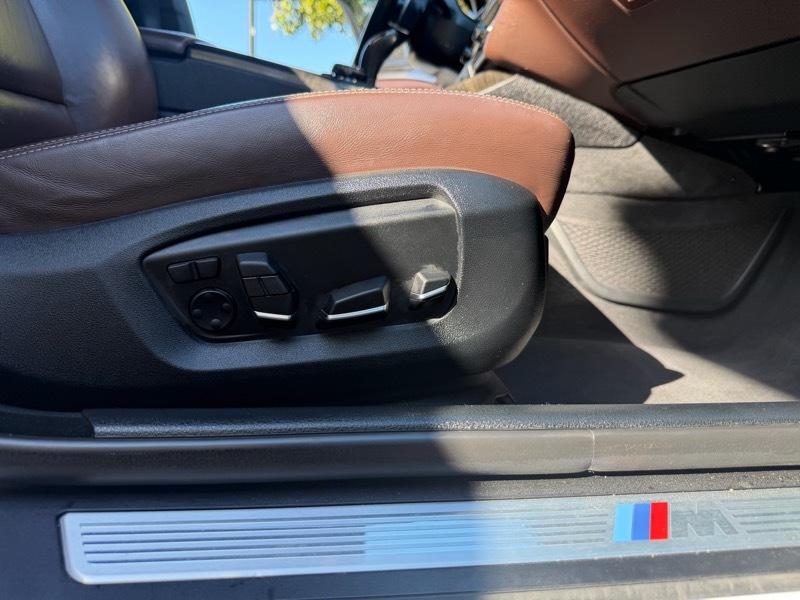 BMW 5-Series 550i 2015