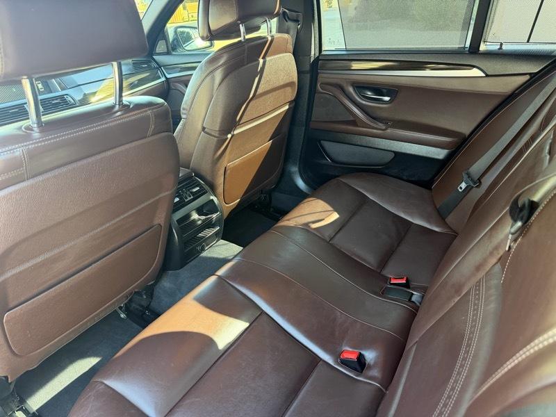 BMW 5-Series 550i 2015