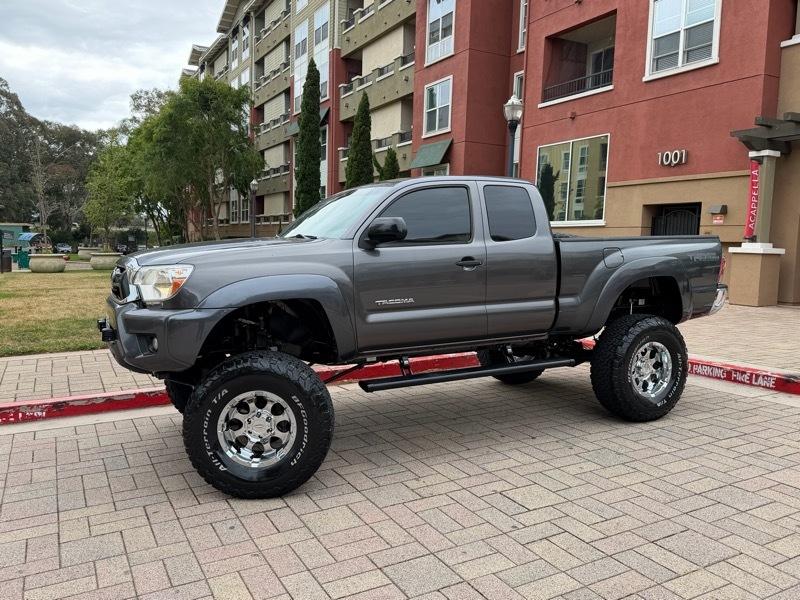 Toyota Tacoma PreRunner Access Cab V6 Auto 2WD 2013