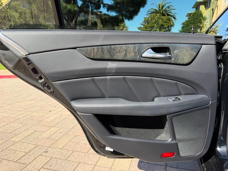 Mercedes-Benz CLS-Class 4dr Sdn CLS 550 RWD 2014