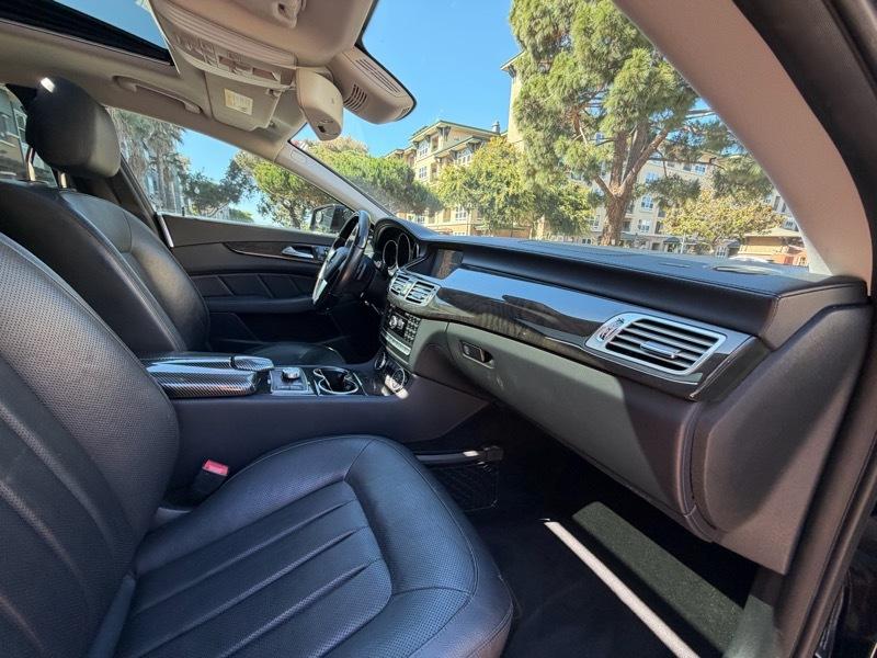 Mercedes-Benz CLS-Class 4dr Sdn CLS 550 RWD 2014