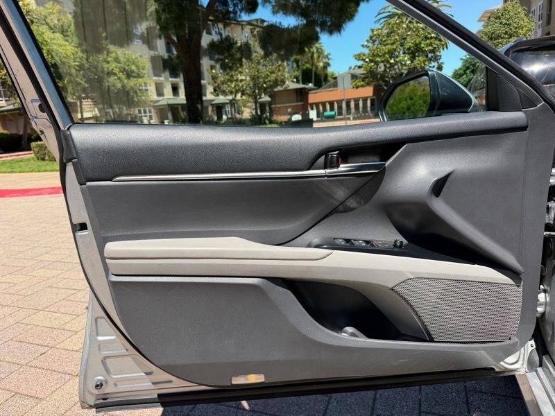 Toyota Camry LE 2019