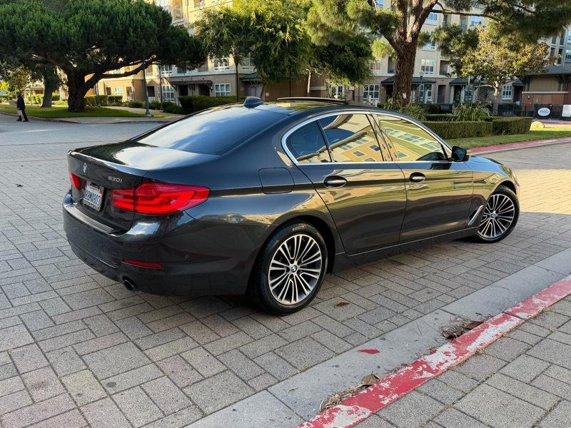 BMW 5-Series 530i 2017