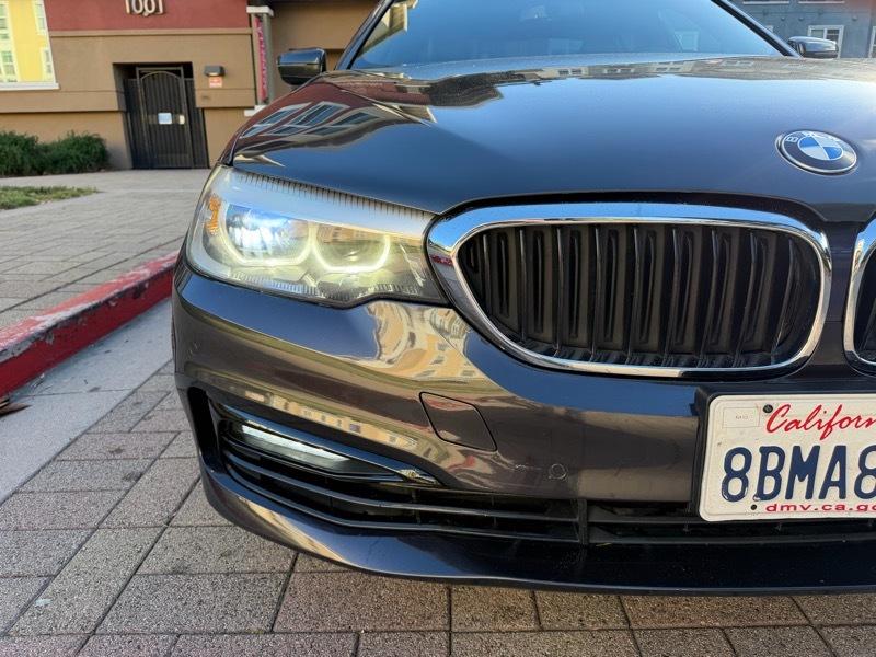 BMW 5-Series 530i 2017