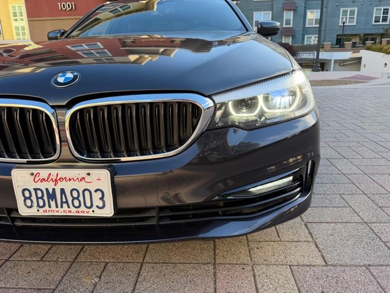 BMW 5-Series 530i 2017