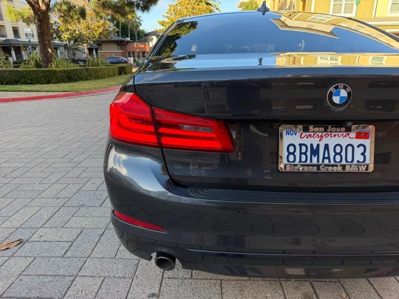 BMW 5-Series 530i 2017