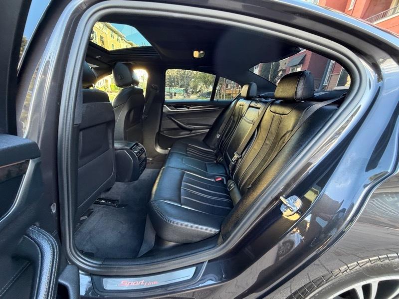 BMW 5-Series 530i 2017