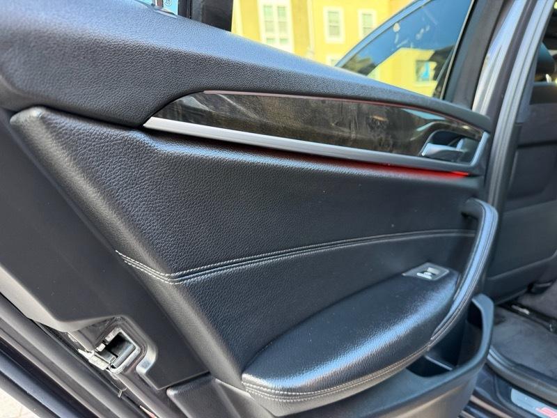 BMW 5-Series 530i 2017