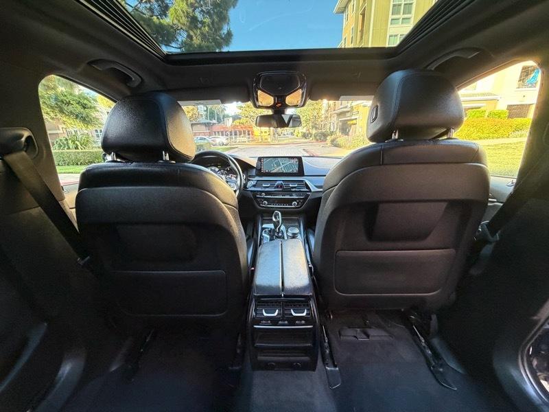 BMW 5-Series 530i 2017
