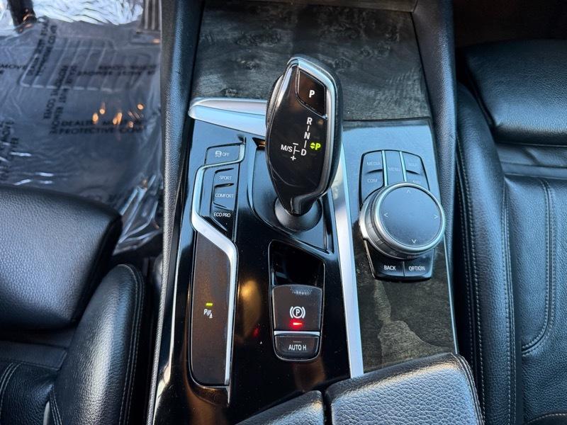 BMW 5-Series 530i 2017