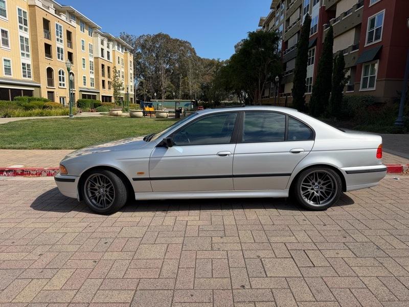 BMW 5-Series 540i 1999