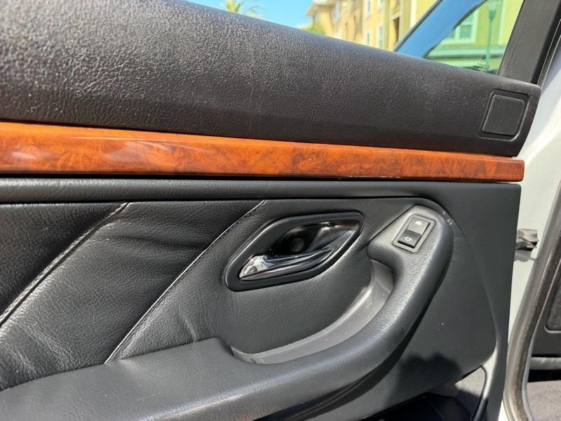 BMW 5-Series 540i 1999