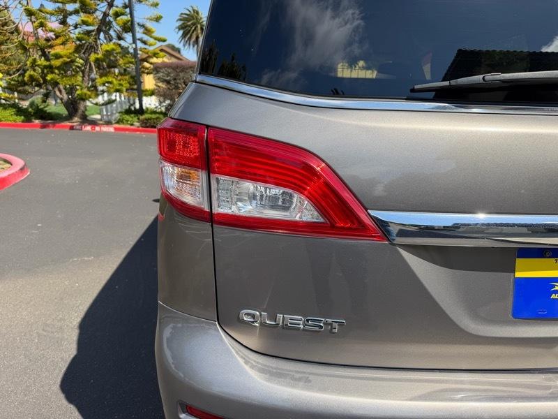 Nissan Quest SV 2015