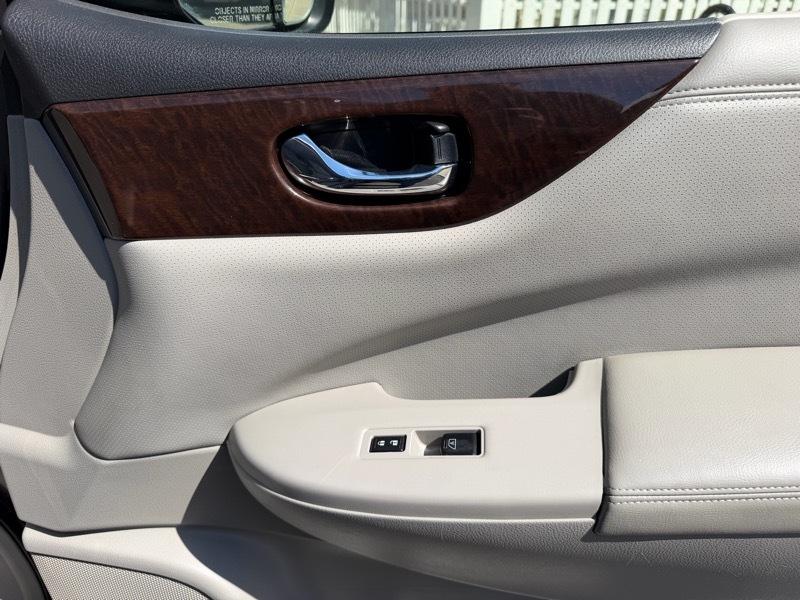 Nissan Quest SV 2015