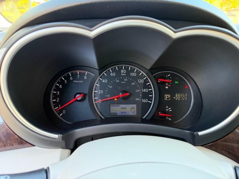Nissan Quest SV 2015