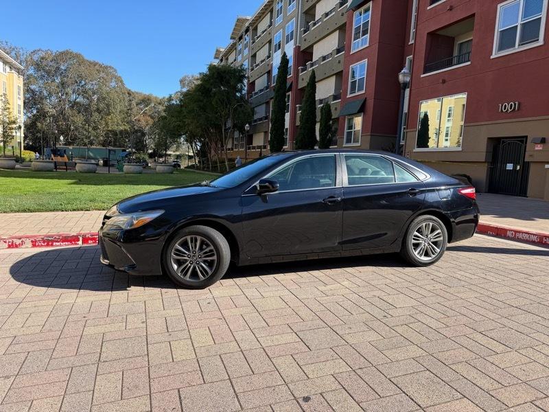Toyota Camry SE 2017