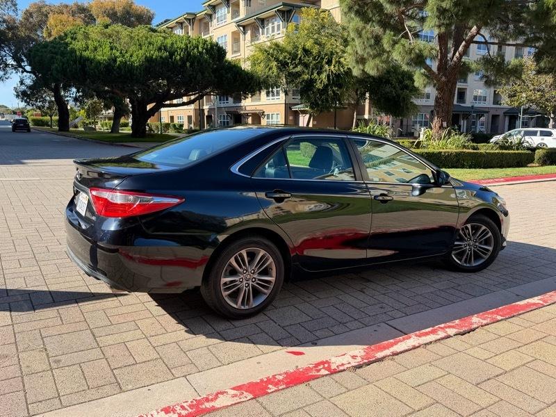 Toyota Camry SE 2017
