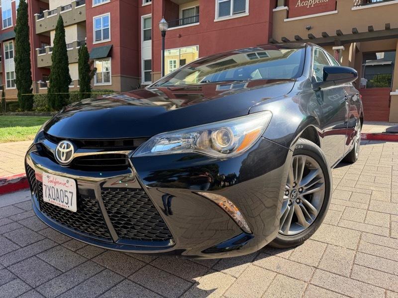 Toyota Camry SE 2017