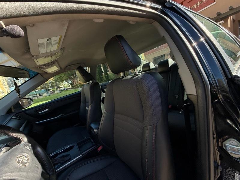Toyota Camry SE 2017