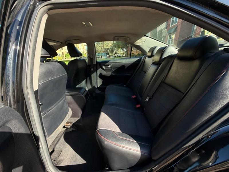 Toyota Camry SE 2017