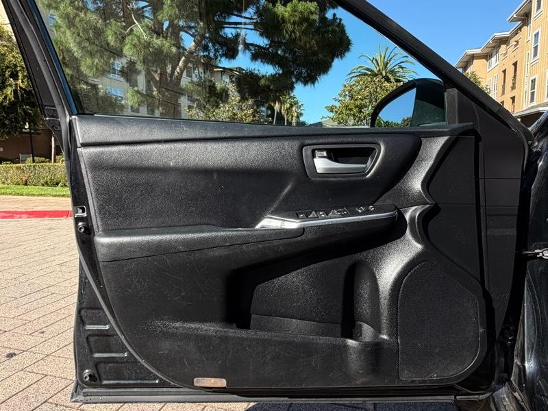 Toyota Camry SE 2017
