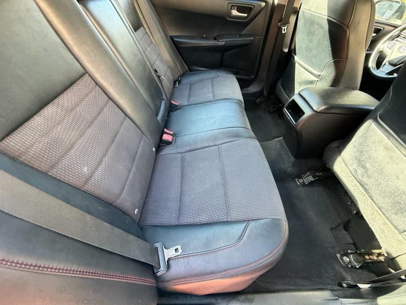 Toyota Camry SE 2017
