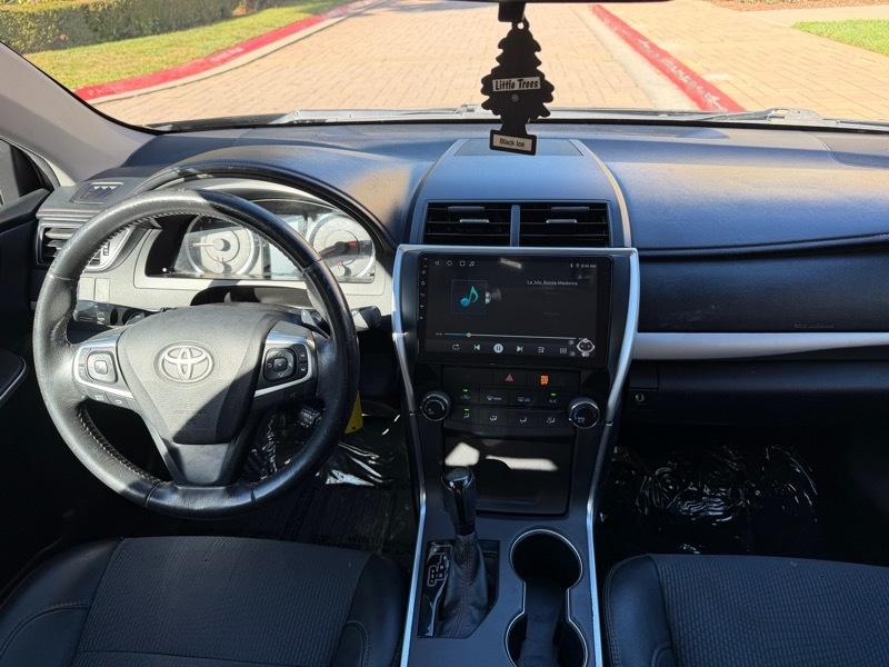 Toyota Camry SE 2017