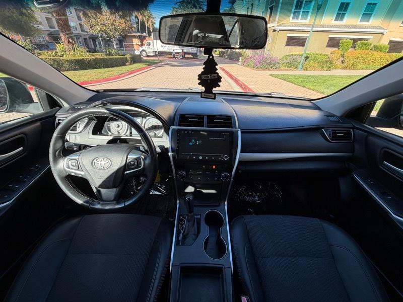 Toyota Camry SE 2017