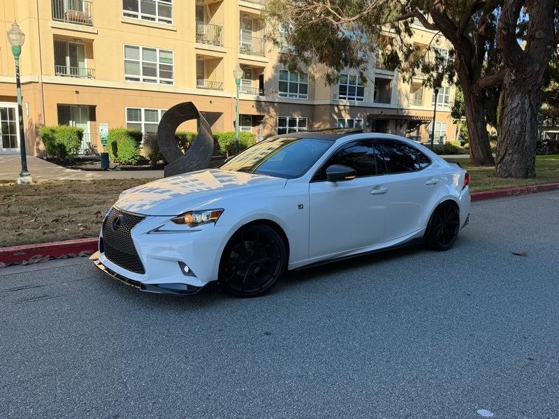 Lexus IS 250 RWD 2015