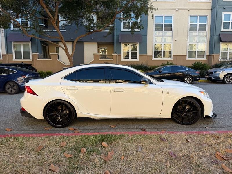Lexus IS 250 RWD 2015